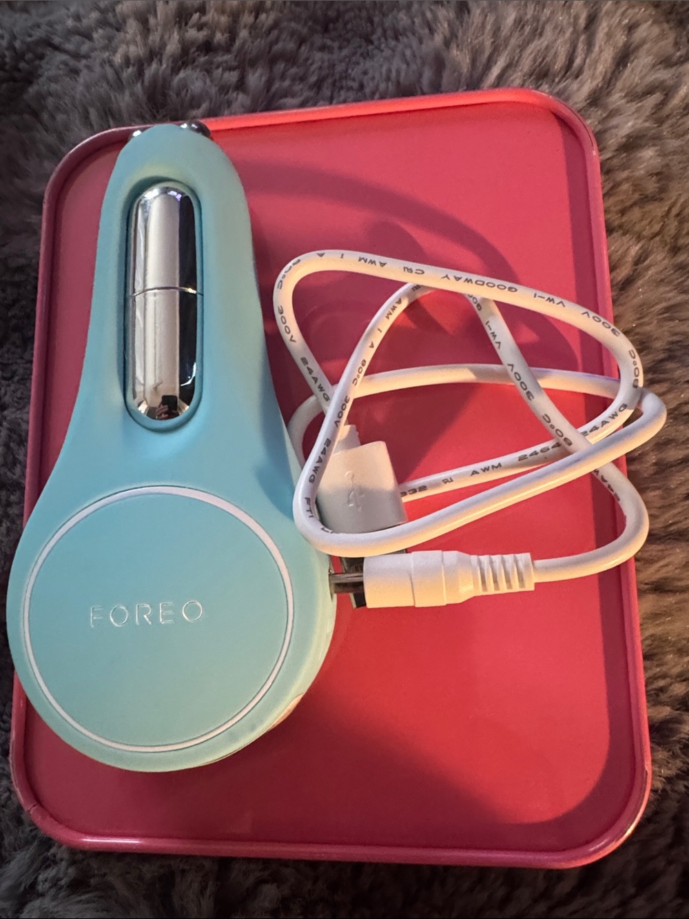 FOREO BEAR 2 Eyes & Lips Microcurrent
Device NO BOX